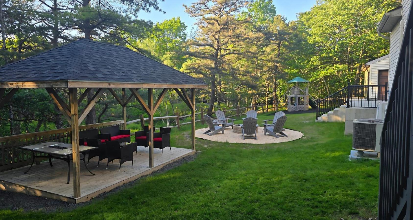Peaceful Pocono Home With Hot Tub, Gym, & Office Long Pond Bagian luar foto