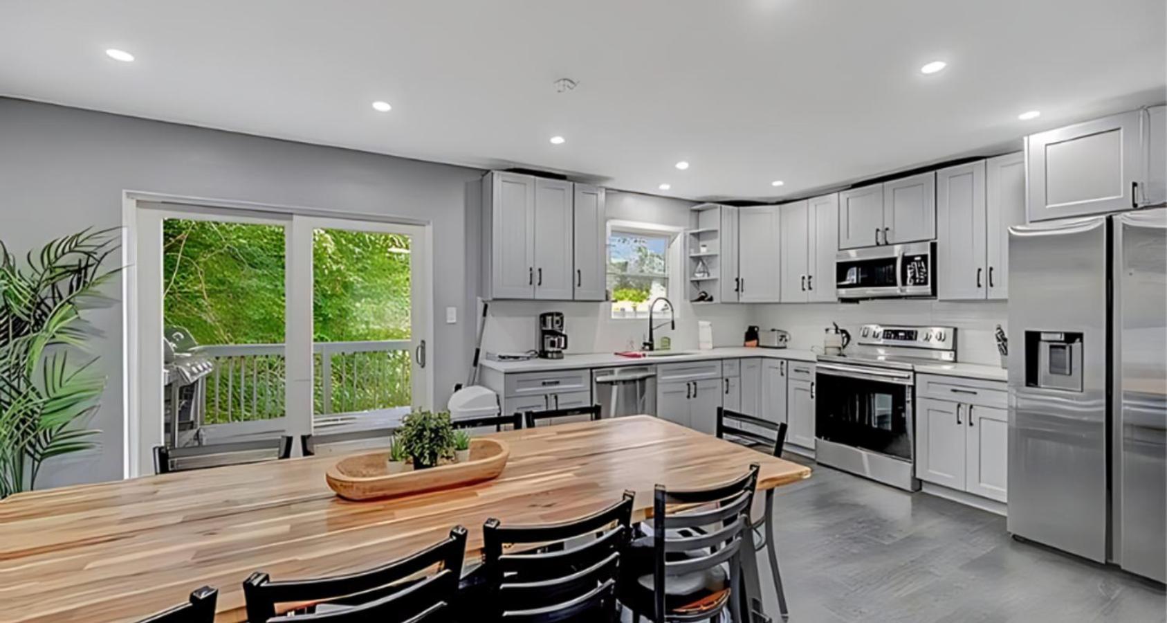 Peaceful Pocono Home With Hot Tub, Gym, & Office Long Pond Bagian luar foto