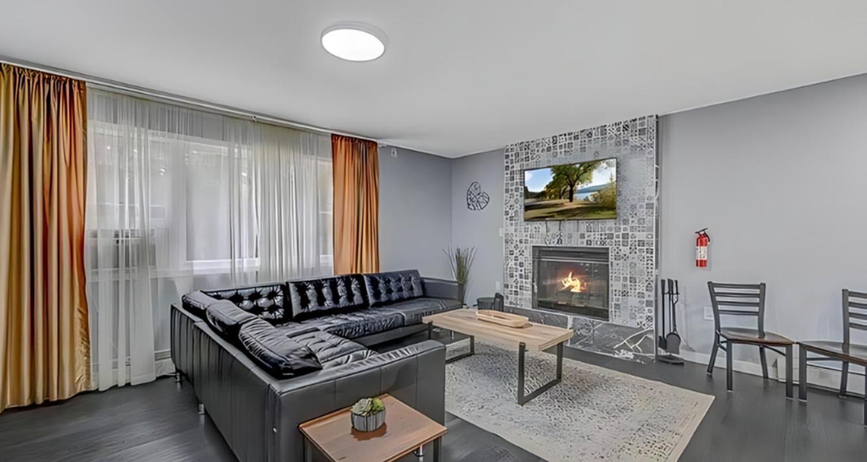 Peaceful Pocono Home With Hot Tub, Gym, & Office Long Pond Bagian luar foto