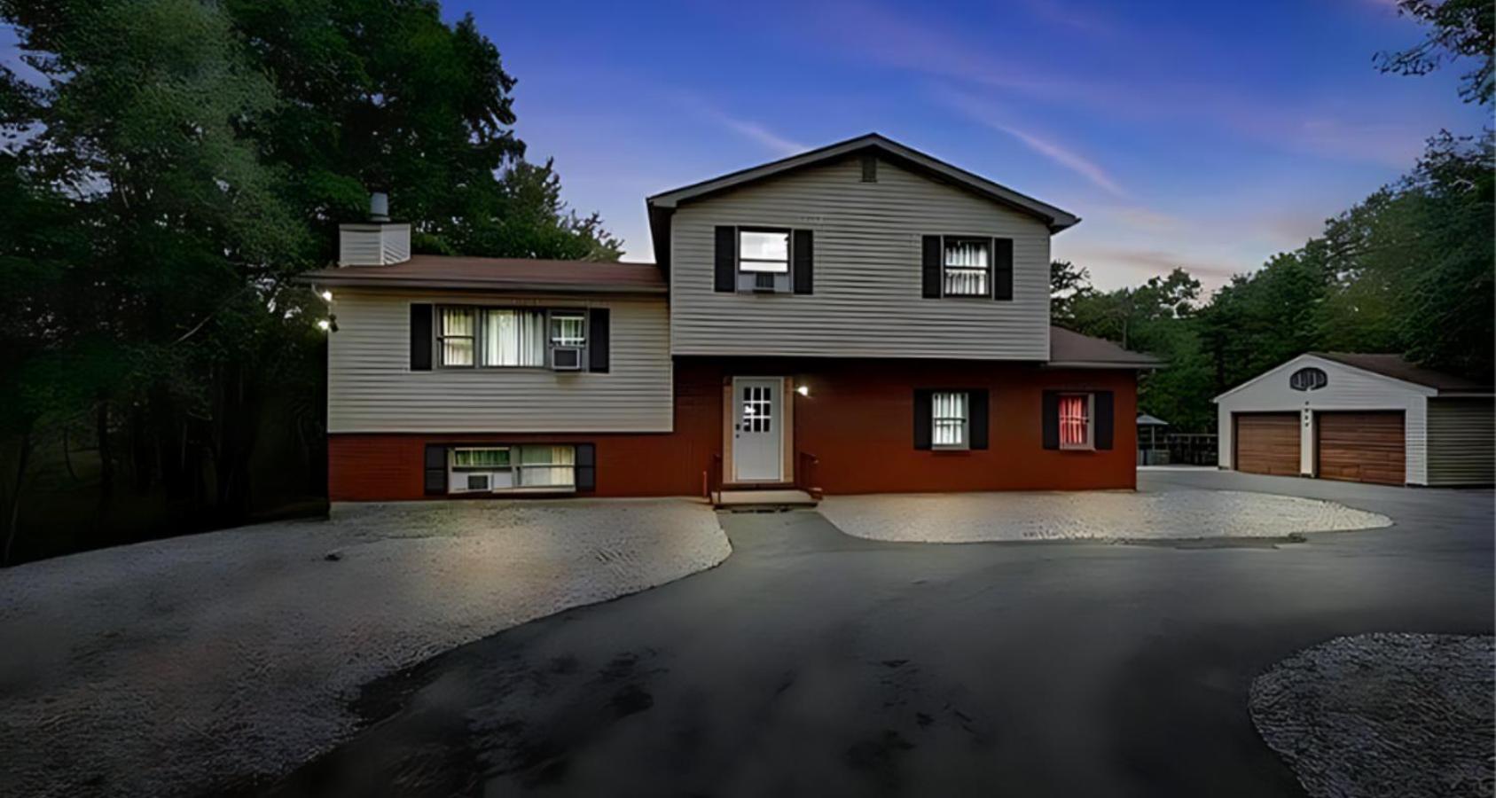 Peaceful Pocono Home With Hot Tub, Gym, & Office Long Pond Bagian luar foto